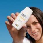 ضدآفتاب ایزدین اکتیو یونیفای/ +Isdin Fotoultra 100 active Unify SPF 50 - Image 2
