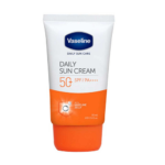 ضدآفتاب بی رنگ SPF50 وازلین | 50 میل - Image 4