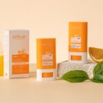 ضد آفتاب استیکی استلین با ویتامین سی و نیاسینامید حجم 20گرم Estelin Vitamin C Niacinamide Sunscreen Stick ++SPF50 PA