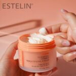 کرم ویتامین سی زردچوبه استلین 200 گرم ESTELIN Turmeric + Vitamin C Brightening Cream - Image 2